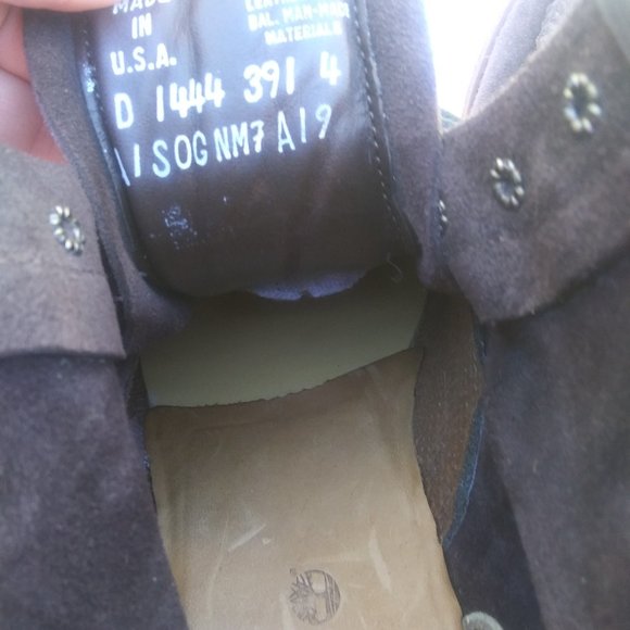 Timberland's Dark brown leather suede boots size 9M Vibram soles - Picture 15 of 15